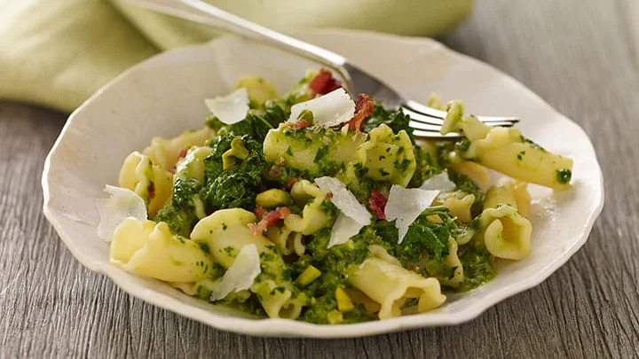 Kale Bacon and Pistachio Pasta