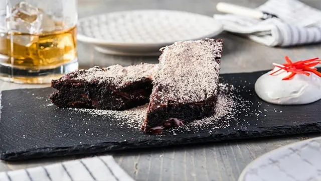 DEVIL'S FUDGE BROWNIE DEVIL'S FUDGE BROWNIE