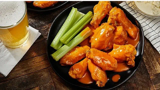 Mild Buffalo Chicken Wings mild buffalo chicken wings