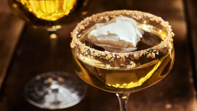 Cinnamon Cereal Milk Punch Cocktail cinnamon-cereal-milk-punch-cocktail-640x360