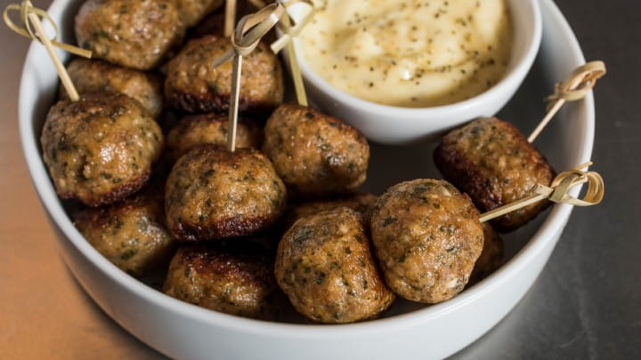 Chicken Meatballs with Zesty Dip