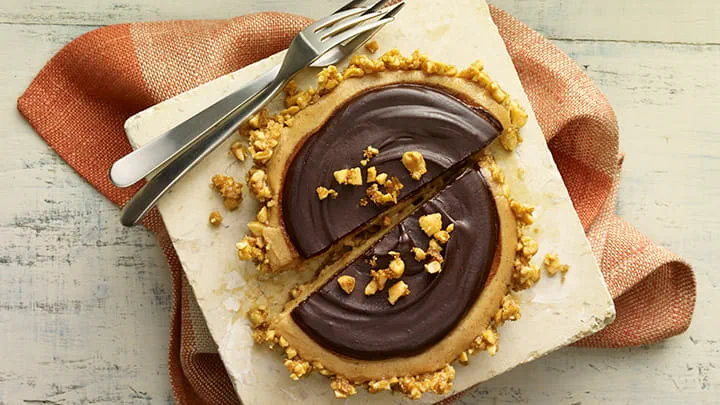 Peanut Butter Snickerdoodle Tart with Cinnamon Peanut Crust