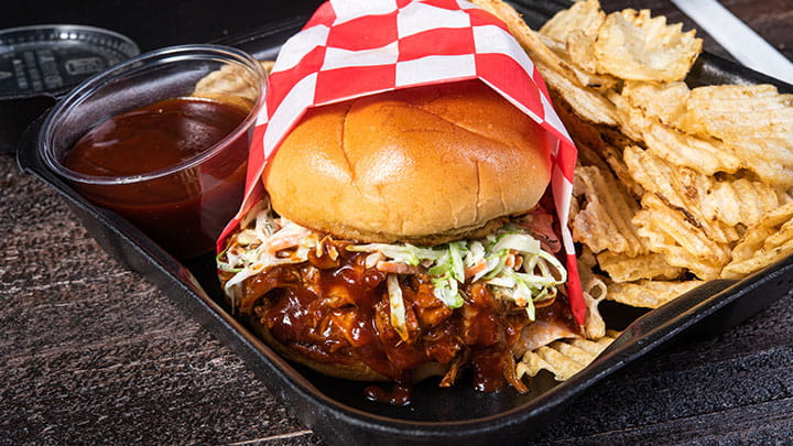 bbq pulled chicken sandwich