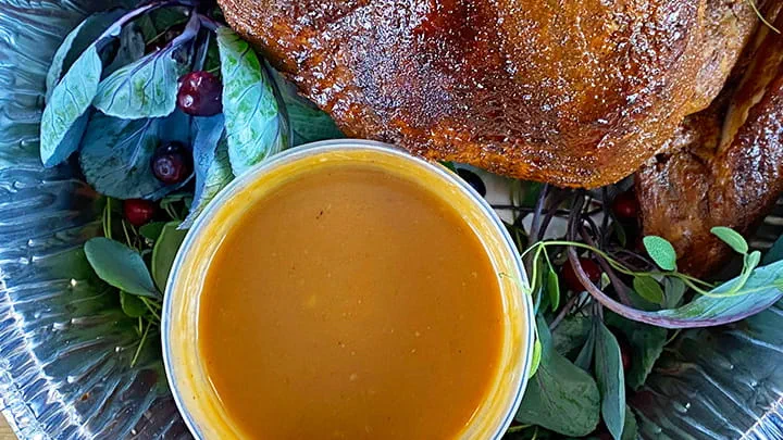 Smokehouse Turkey Gravy