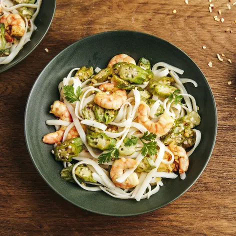 Sauté de gambas et gombos au mélange Yassa