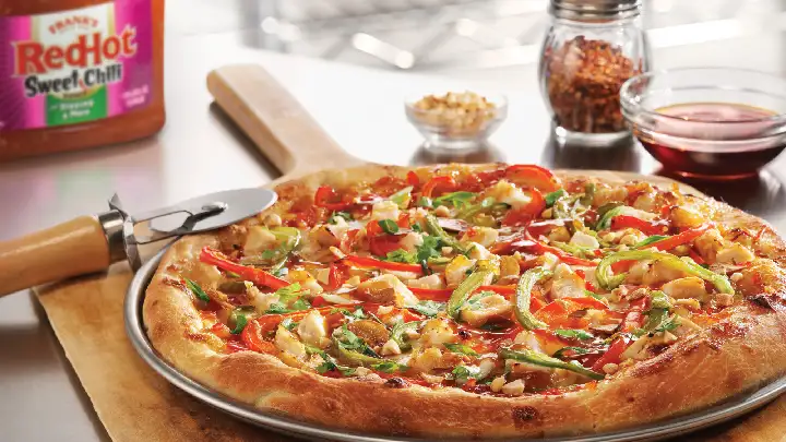 FAFH_Franks_Redhot_Sweet_Chili_pizza_