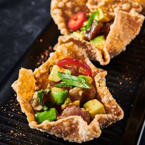 vietnamese cajun poke wonton bowls