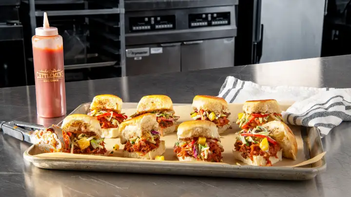 hawaiian bbq pulled pork sliders