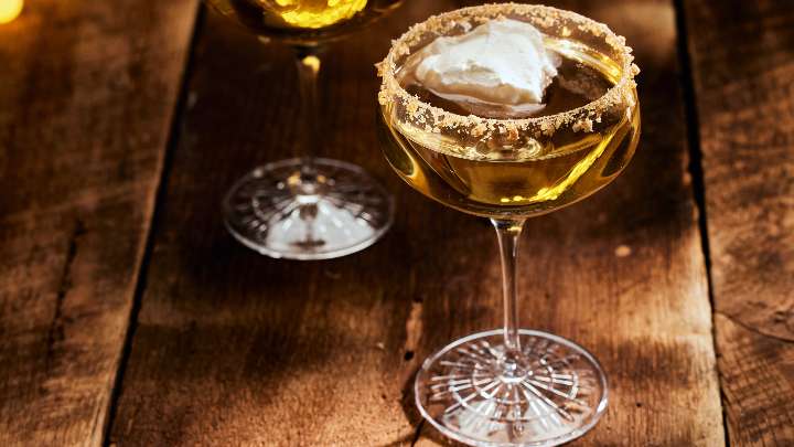 cinnamon_cereal_milk_punch_cocktail