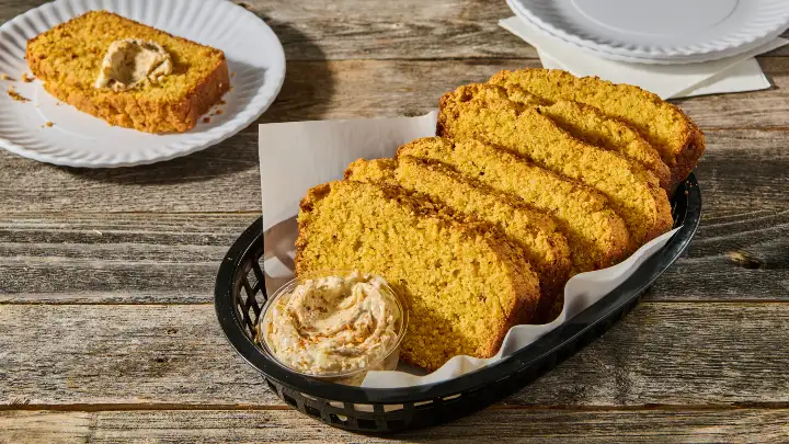 fiery habanero and roasted garlic corn bread