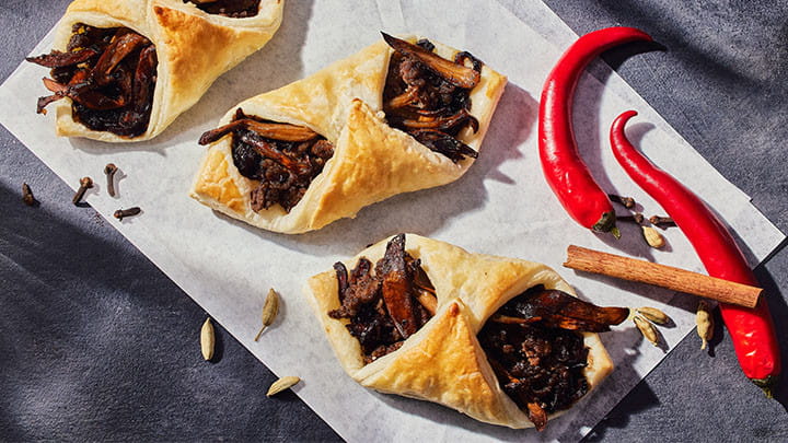 savory_seeni_sambol_turnovers_720x405