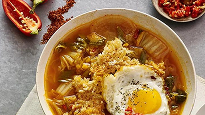 Web_Crispy_Rice_Bowl_with_Egg